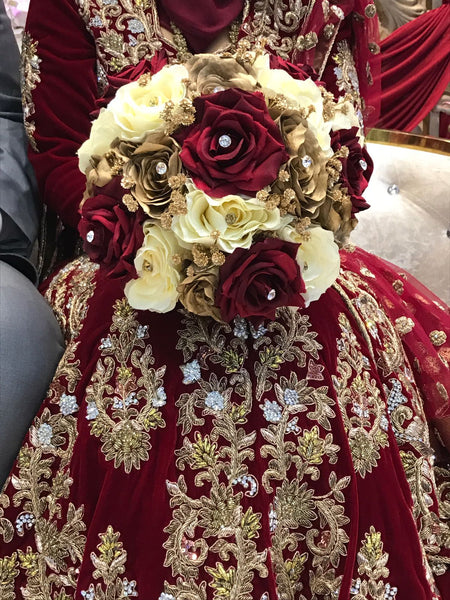 Stunning Wedding flowers Bouquets. Guaranteed to make your big day special. - Asian Party Wear