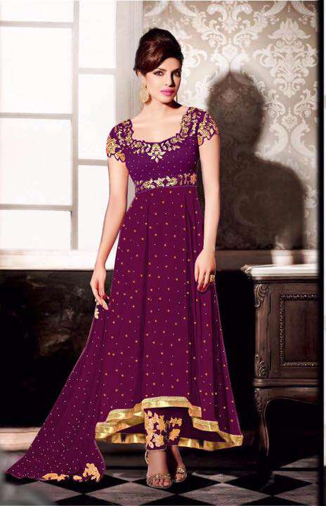 priyanka chopra purple dress Great Outfits in Fashion History: Priyanka Chopra Epitomizing Daytime Glamour