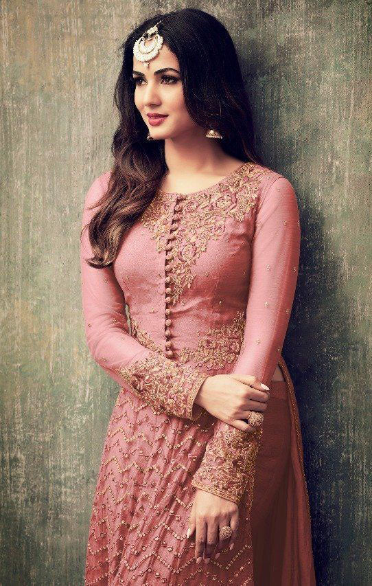 HOT PINK INDIAN HEAVY EMBROIDERED WEDDING WEAR DRESS HOT PINK INDIAN HEAVY EMBROIDERED WEDDING WEAR DRESS
