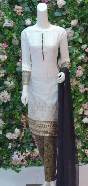 BRILLIANT WHITE SOPHISTICATED LINEN READYMADE SALWAR SUIT MEDIUM - Asian Party Wear